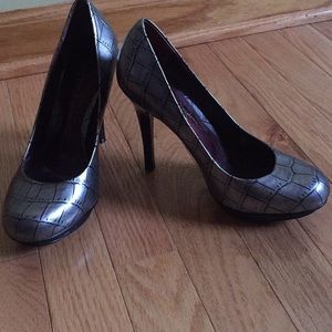 Jessica Simpson silver shoes